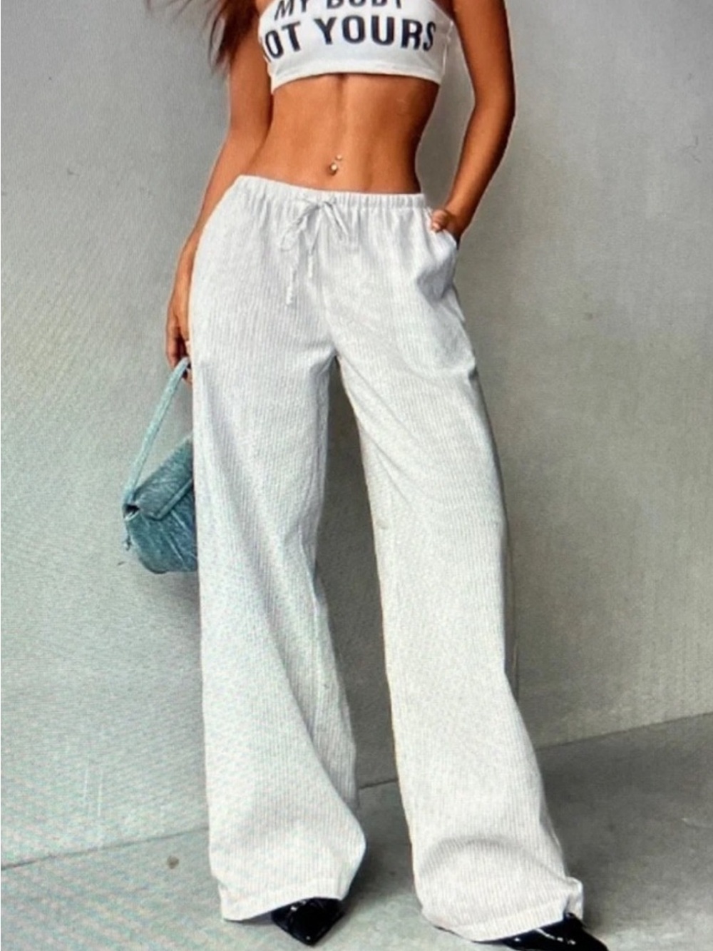 Sienna Sky, size XL Wide-Leg Drawstring Pants in Light Gray Stripe Coastal Beach